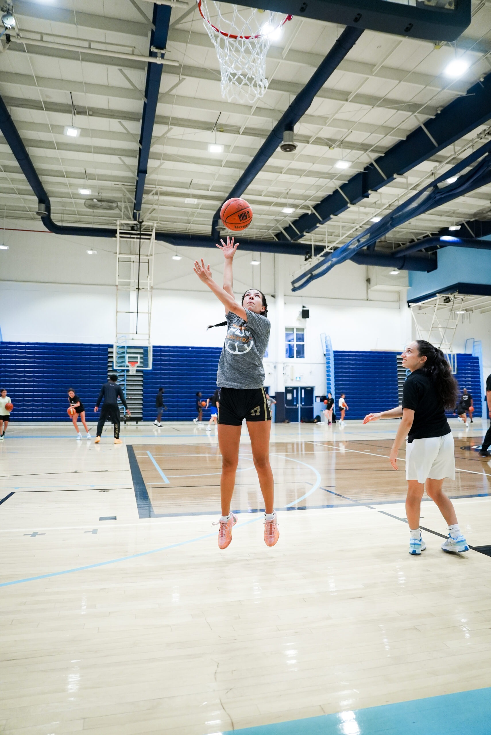 Basketball finishing techniques